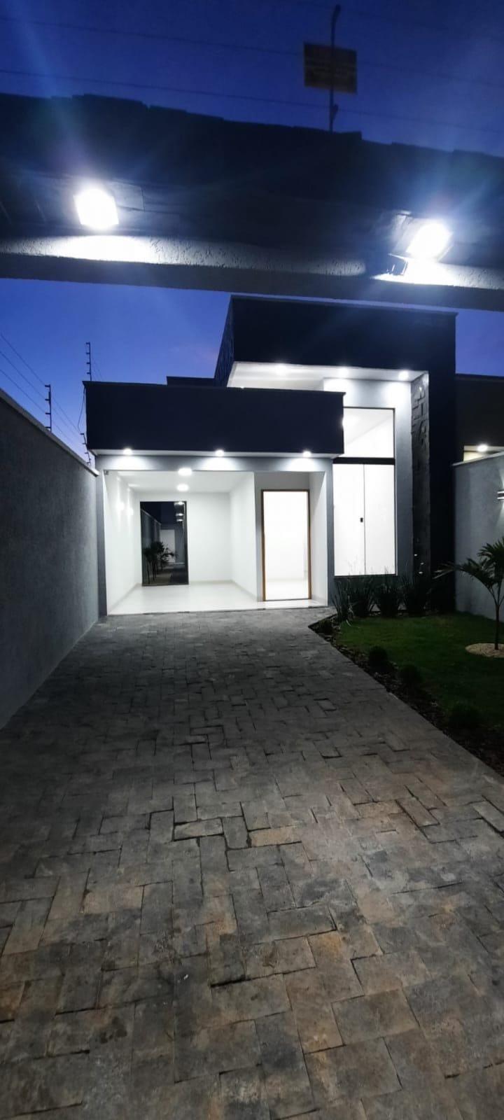 CASA 3 QUARTOS - SETOR CRISTINA II EXPANSÃO