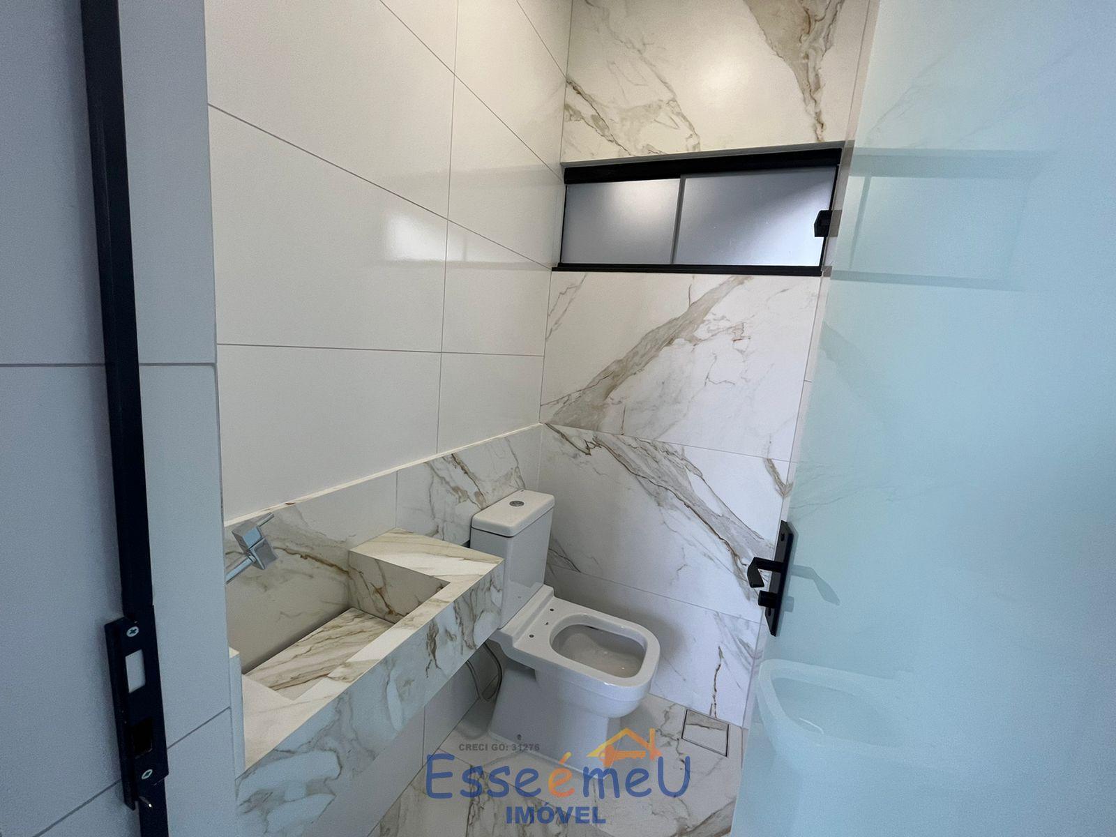 CASA 3Q - SETOR TRÊS MARIAS 300m²