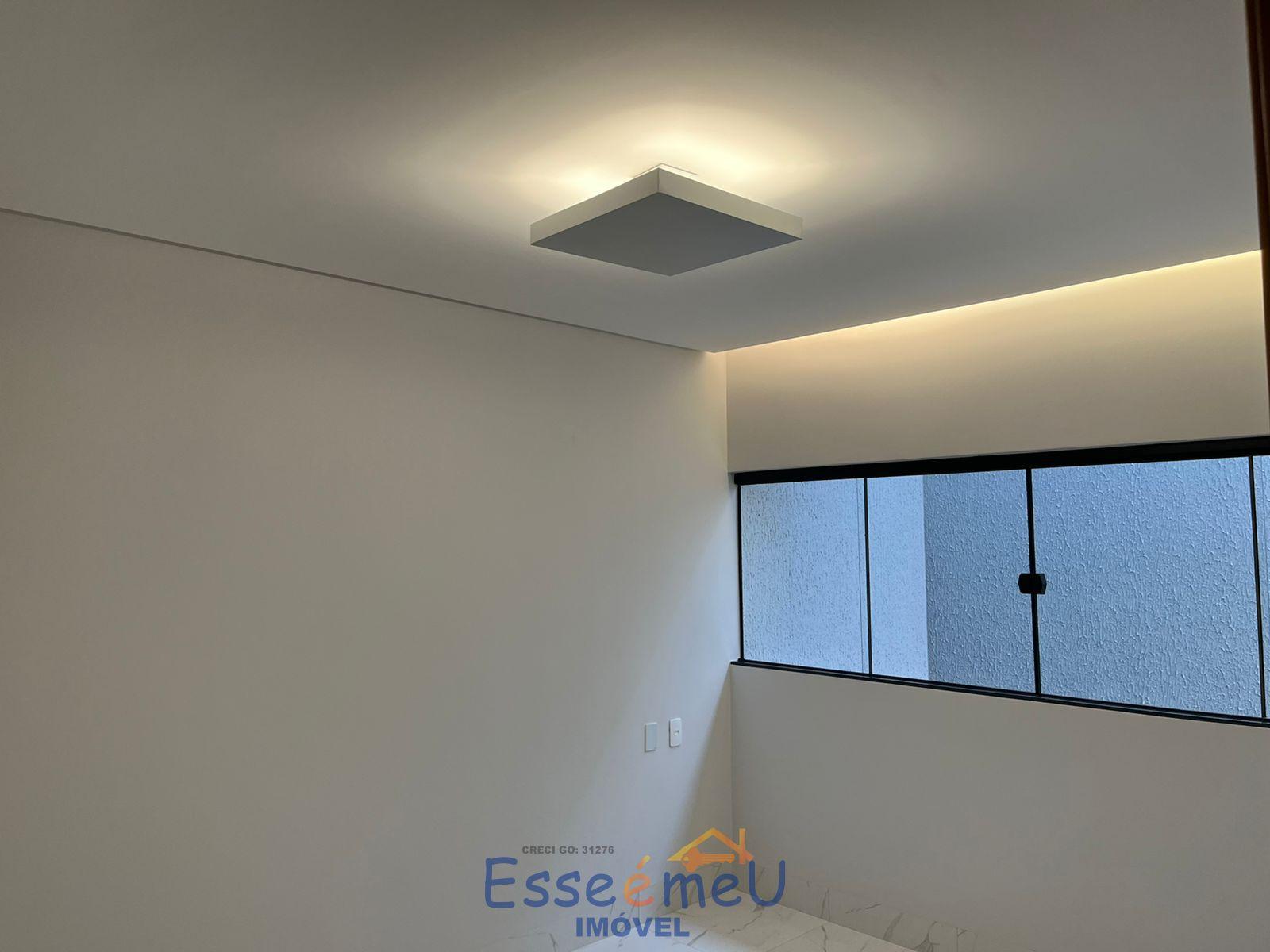 CASA 3Q - SETOR TRÊS MARIAS 300m²