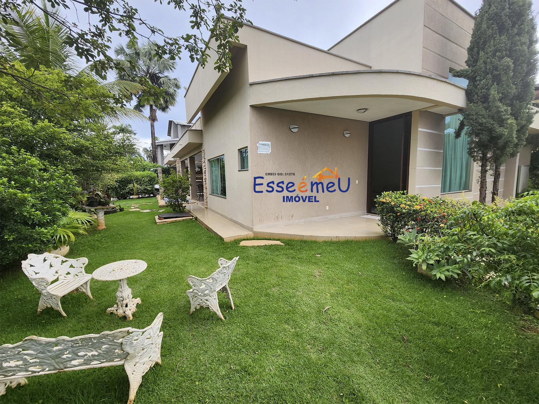 Casa de condomínio sobrado para venda possui 354 metros quadrados com 5 quartos