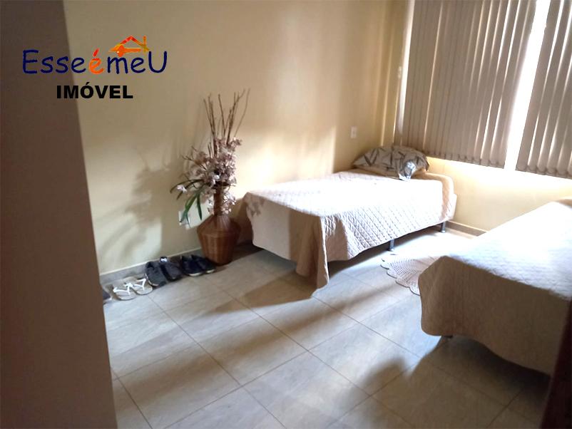 CASA TERREA 4 QUARTOS - JARDINS MADRI 390m²