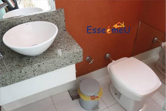 JARDIM MADRI: CASA DE CONDOMINIO 390m²