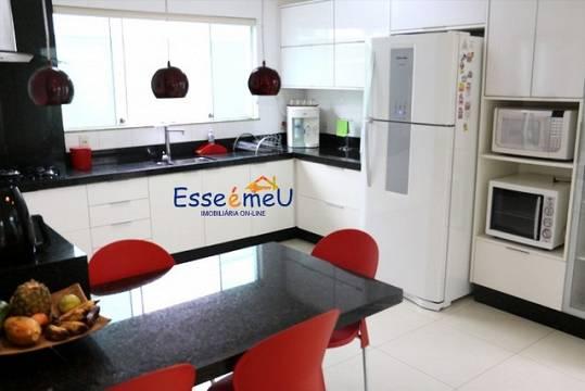 JARDIM MADRI SOBRADO DE 406m²