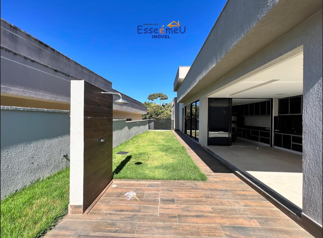 Linda Casa térrea Condomínio do Lago, 4 quartos, 3 suítes plenas, piscina aquecida