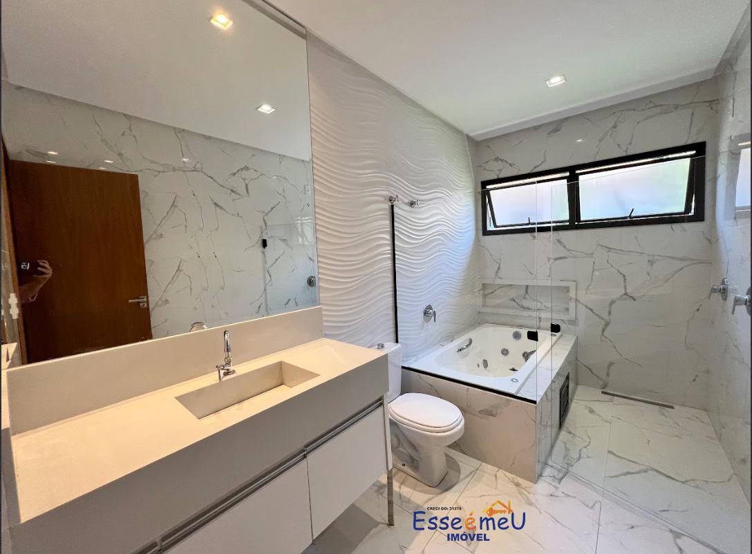 Linda Casa térrea Condomínio do Lago, 4 quartos, 3 suítes plenas, piscina aquecida