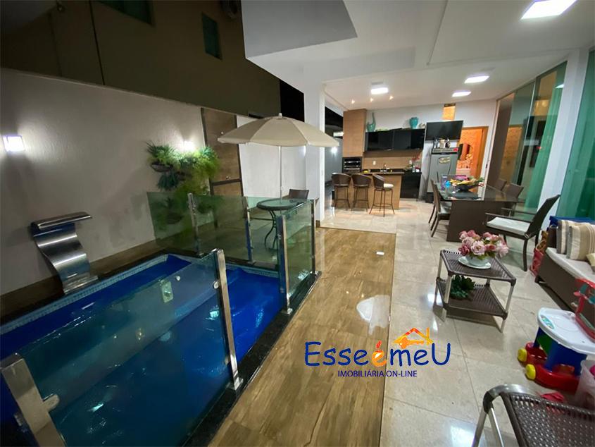 SOBRADO 3 QUARTOS SUITES - JARDINS MADRI 406m²