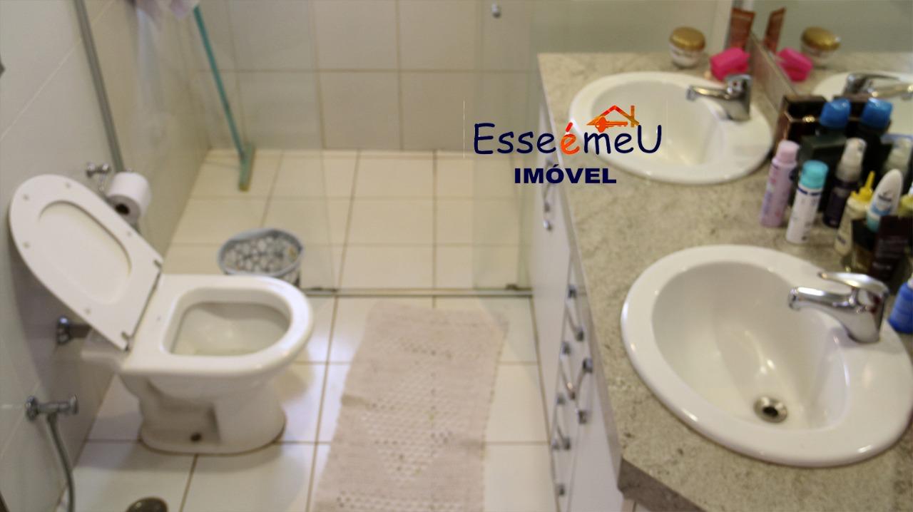 SOBRADO 4Q - JARDINS MADRI 944m²