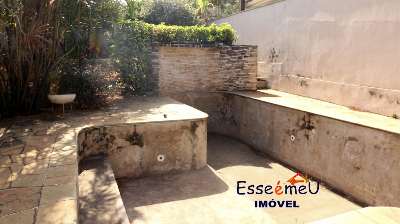 SOBRADO 4Q - JARDINS MADRI 944m²